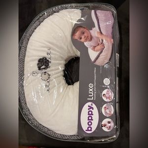Boppy Luxe Pillow Sherpa Sheep